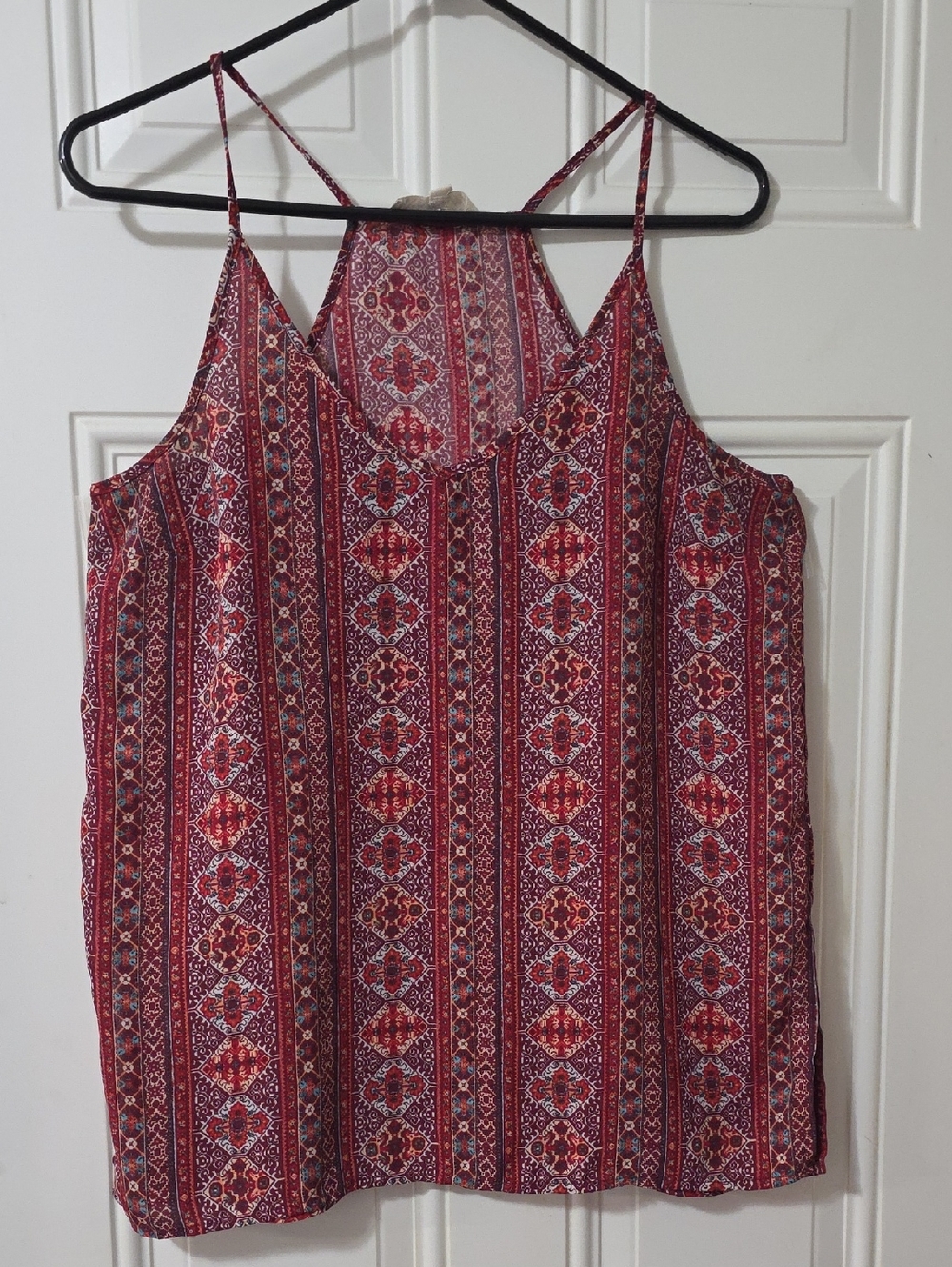 Pink Rose Red Patterned V-Neck Strappy Camisole